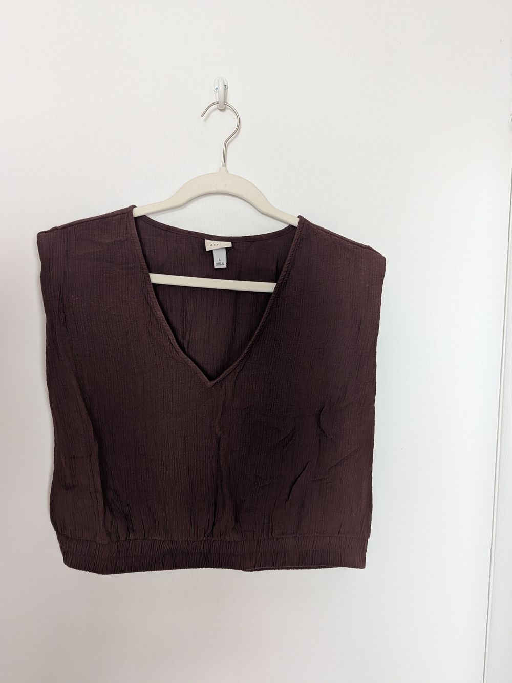 a new day Sleeveless V-Neck Tank Top in Plum